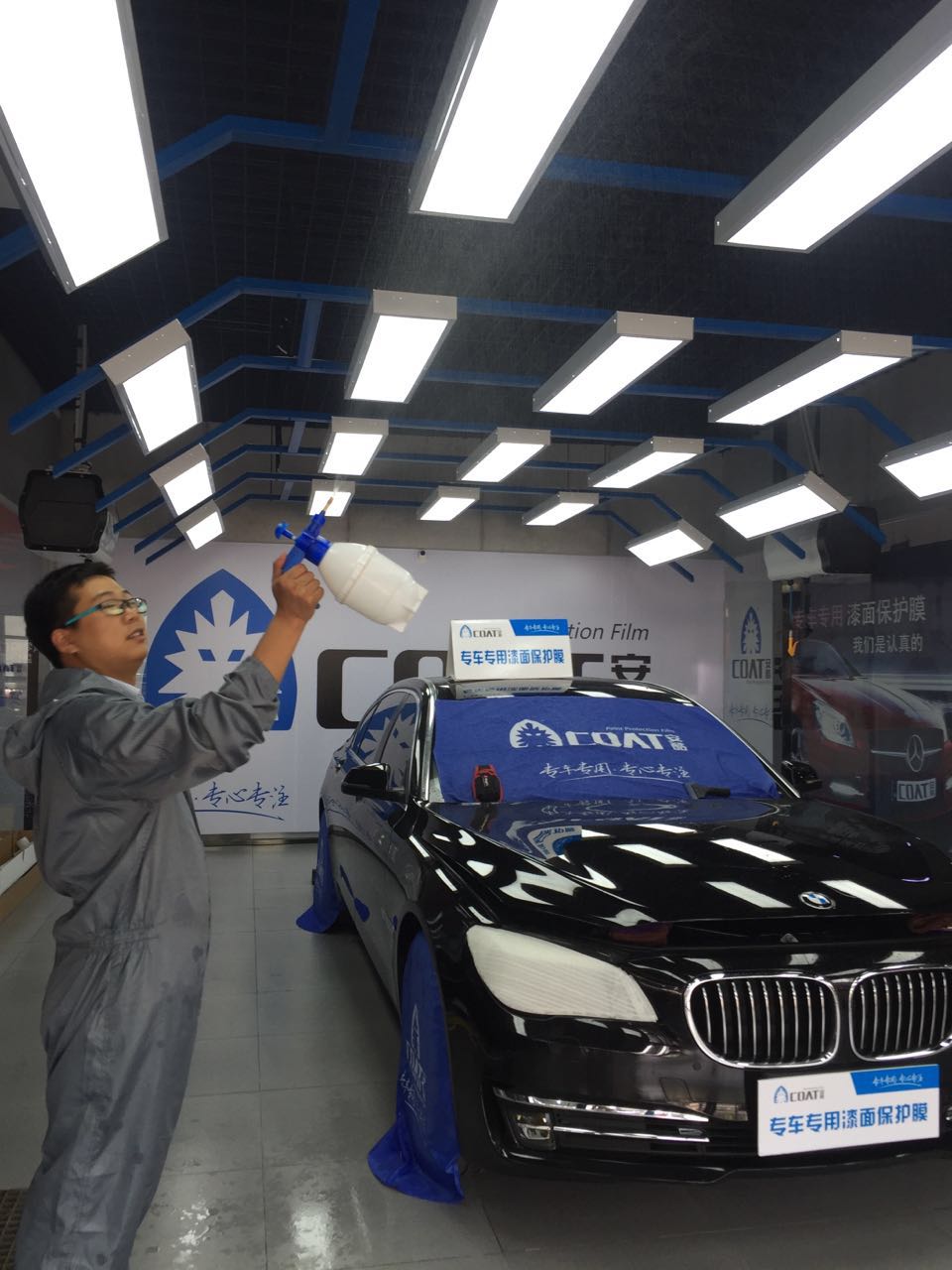 打蜡封釉镀晶和车衣哪个好,镀晶打蜡镀膜和隐形车衣哪个好