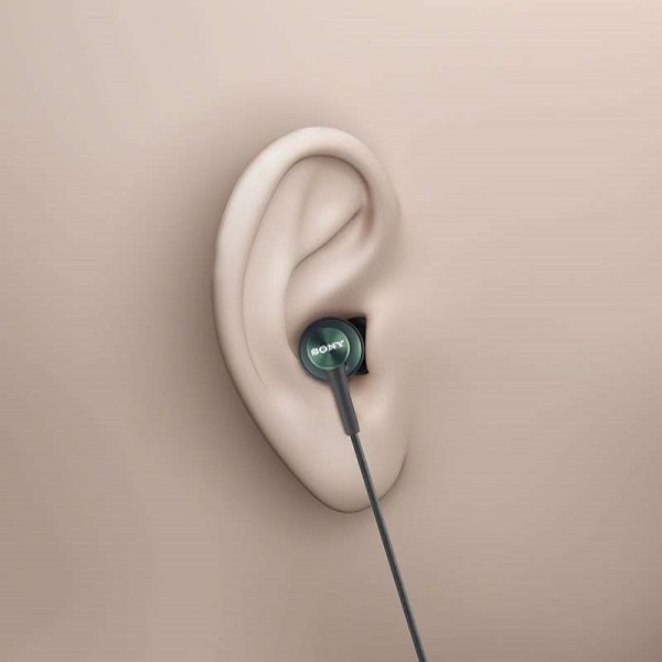 为啥耳机低音不够厚重,耳机为什么塞紧了声音更小