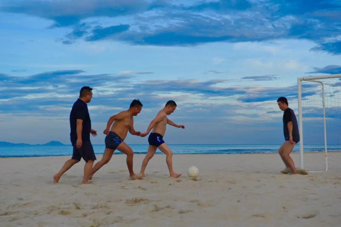 无论天晴下雨都要保持一个好心情,每时每刻都有好心情