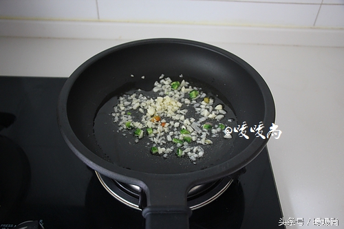 韩国鲜肉组合的心头爱!片场明星们的自备下饭秘笈!