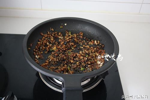 韩国鲜肉组合的心头爱!片场明星们的自备下饭秘笈!