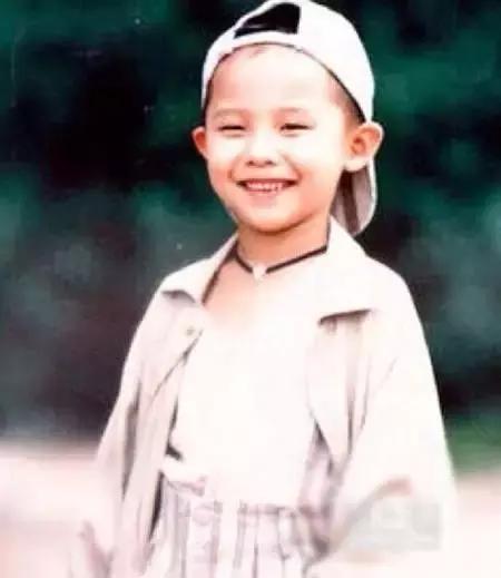 我们为什么那么爱足球,权志龙歌曲我们不要相爱