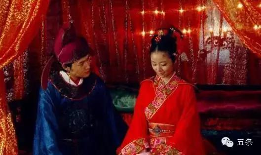 中国最奇葩的洞房习俗,古代洞房有什么习俗