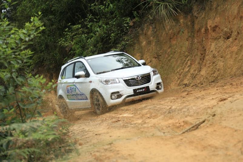 英致g32016款1.5手动豪华版,英致g3自动挡2016款质量怎么样