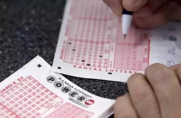 涓浗浜哄彲浠ヨ喘涔扮編鍥藉熀閲戝悧 (涓浗浜哄彲浠ヨ喘涔扮編鍥藉僵绁ㄥ悧)