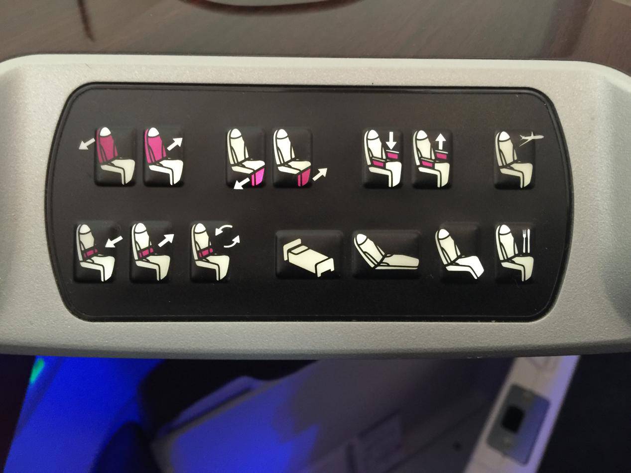 白菜价丨卡航早鸟大促：成都往返巴黎3884，往返伦敦4440！（含税）