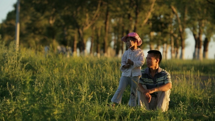 纪录片《吾土》:家庭给我们力量,土地给我们营养——导演范俭专访