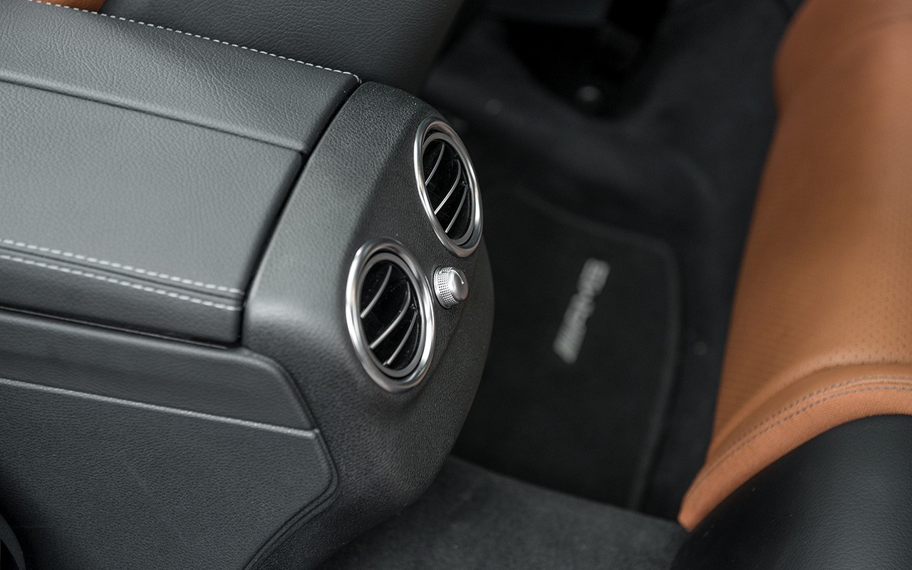 试驾奔驰c200双门轿跑,谦谦君子卓尔不凡