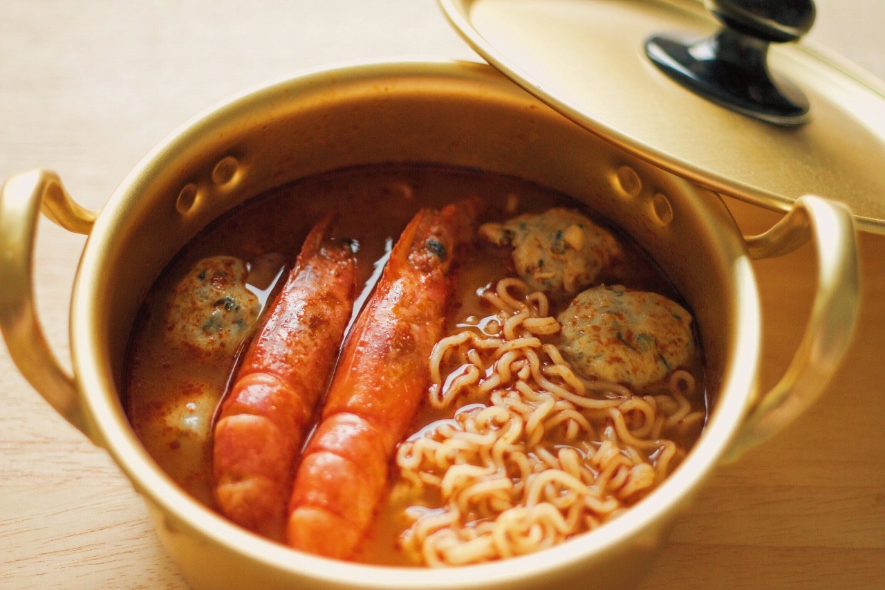 市集鲜货|为什么韩剧主角都在用这只锅？