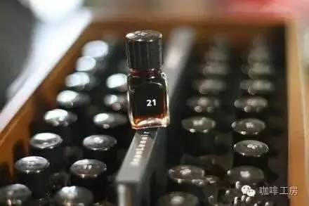 怎么分辨咖啡的真假,如何分辨咖啡风味