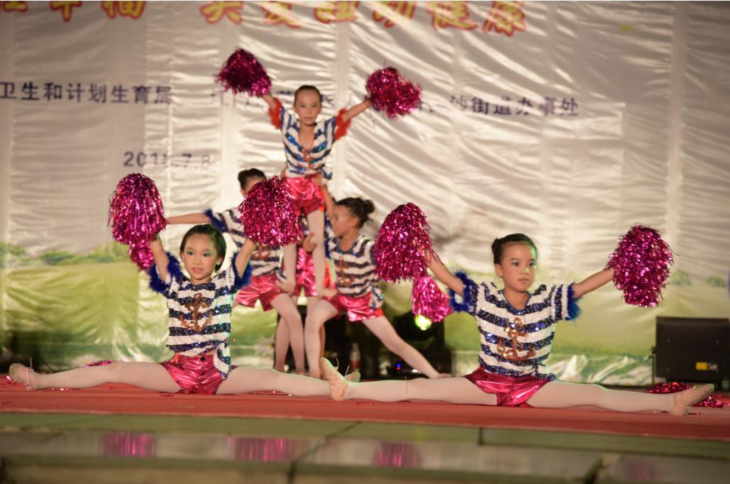 2023世界人口日宣传视频,世界人口日宣传活动照片