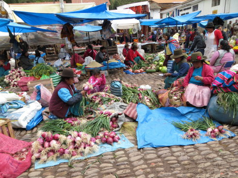 秘鲁小贩能用粤语报菜名韭菜成为奢侈蔬菜
