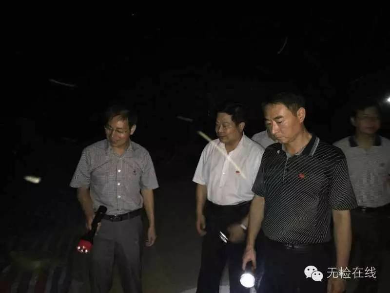 抗洪改变的是岁月不变的是初心,奋战抗洪一线