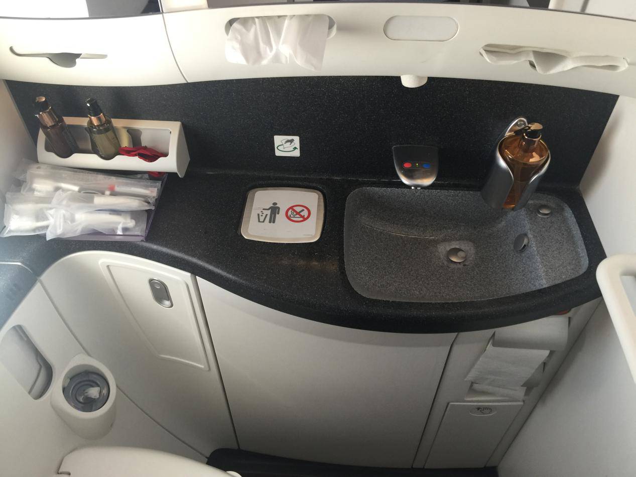 白菜价丨卡航早鸟大促：成都往返巴黎3884，往返伦敦4440！（含税）