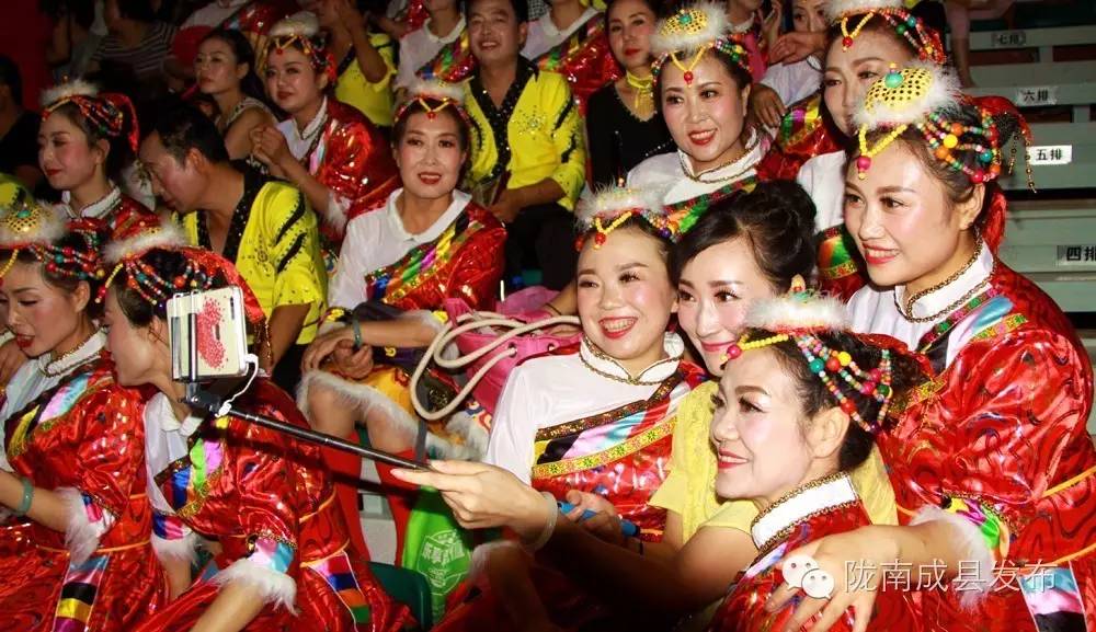 成县红川广场舞,陇南武都交谊舞视频