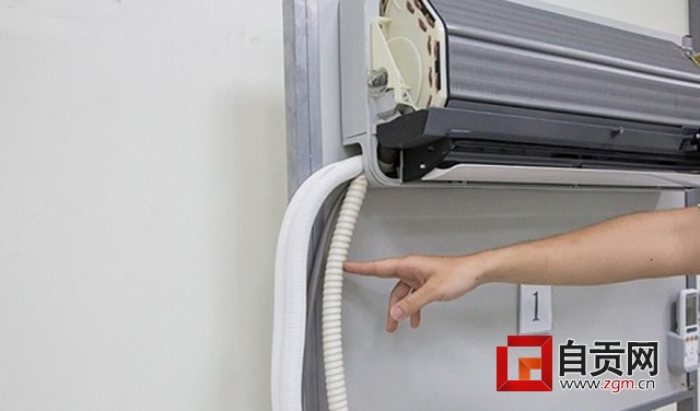 空调水滴到雨棚太吵怎么处理,空调水滴在雨棚上噪音怎么解决