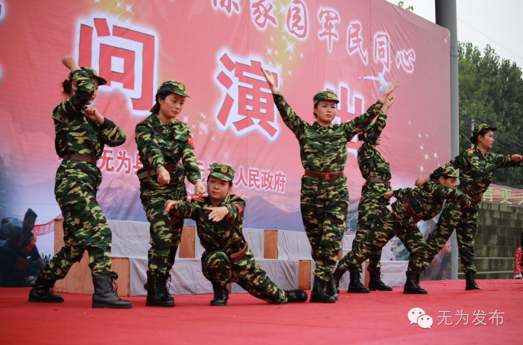 欢送英雄凯旋现场,欢送抗洪救灾人民子弟兵视频