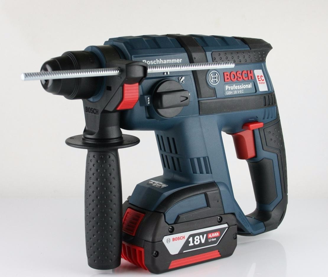 电锤使用注意事项墙面,电锤选购方法