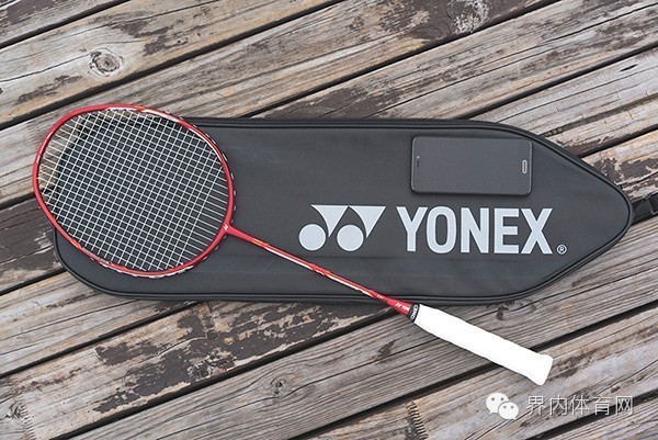 弓剑之后，谁将坐上平衡拍的铁王座？——YONEXDUORA7双刃战拍评测