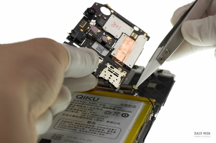 360大神手机拆机,360onex评测拆机