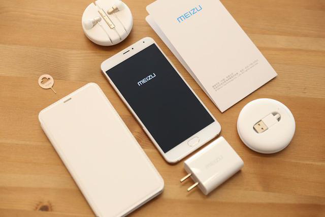 魅族和三星哪个值得购买,小屏旗舰如何选择魅族三星和苹果