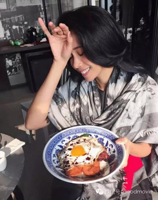 83灏勯洉鑻遍泟浼犱笘闂村缁堜綘濂戒即濂忕増,鐢勫Ξ缃楁枃涓栭棿濮嬬粓浣犲ソ1998鏅氫細