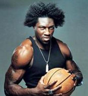 再见了！用盖帽篮板统治一切的你，96一代落选新秀却成了传奇