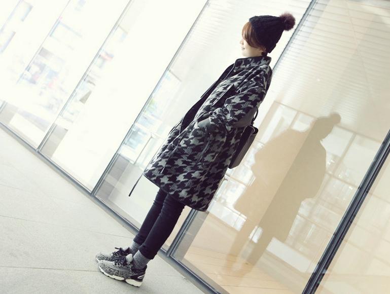 腊七腊八、冻掉下巴!寒意未减,喝碗腊八粥!千鸟格毛呢外套走起