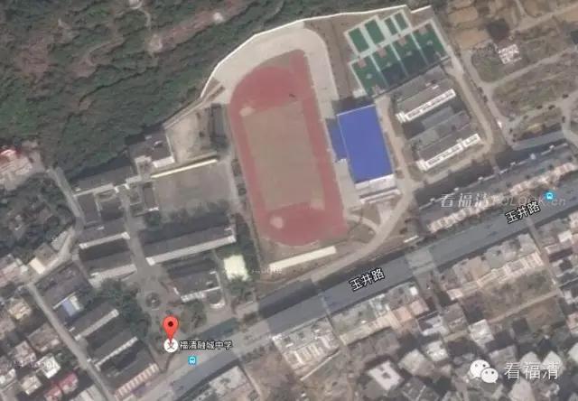 航拍福清市学校,可以看到学校内部的卫星地图