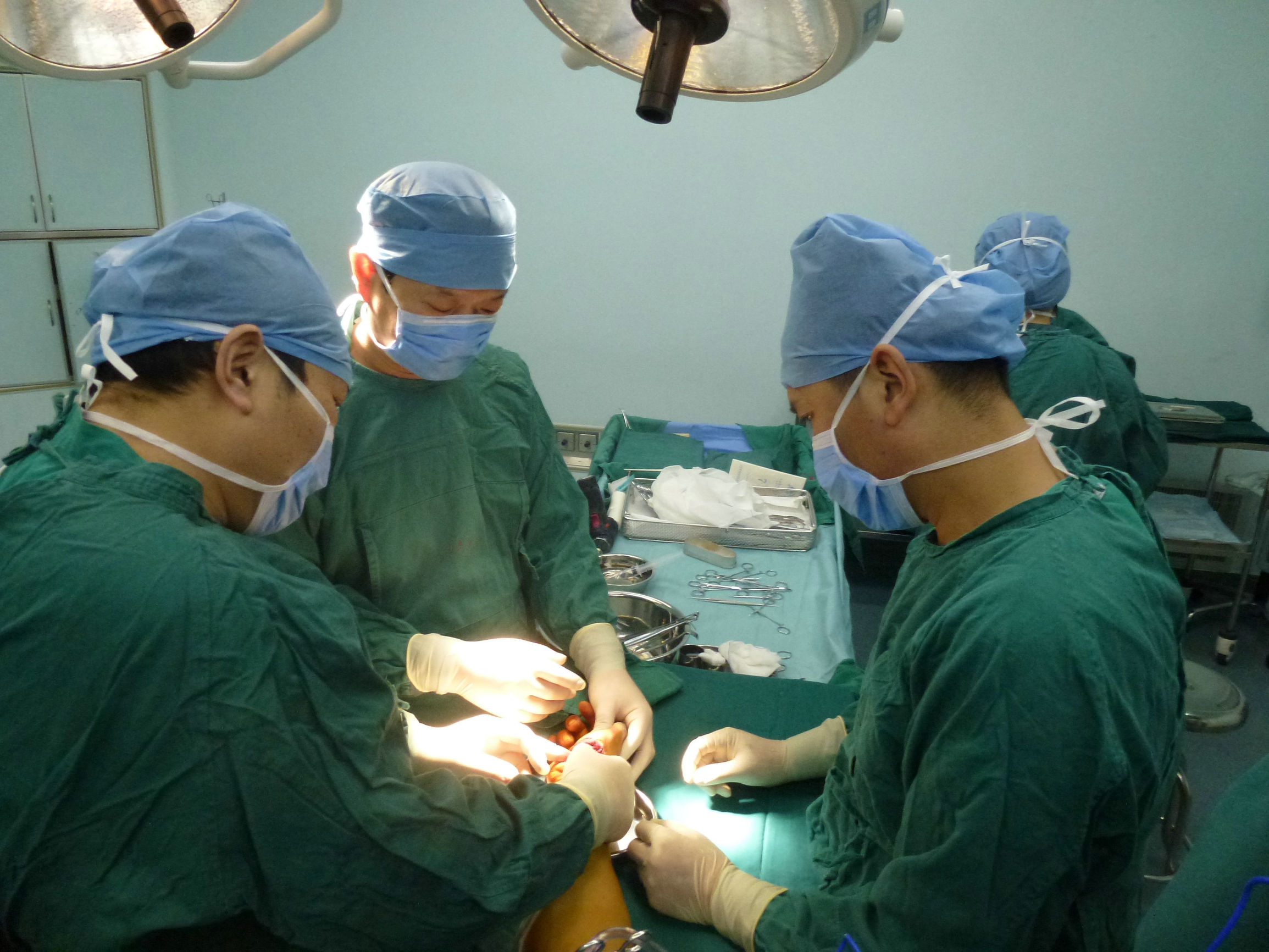 306医院骨科专家谈电锯伤手的处理