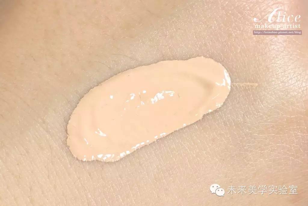 夏季彩妆推荐简单的妆容,轻松打造清凉感妆容的彩妆