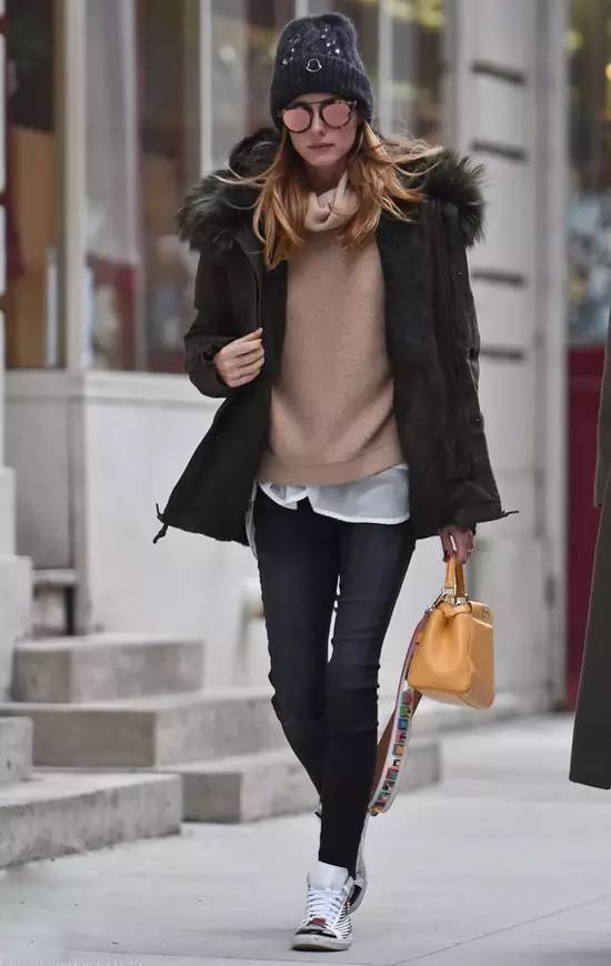 你一定是喜欢这双小白鞋的low逼