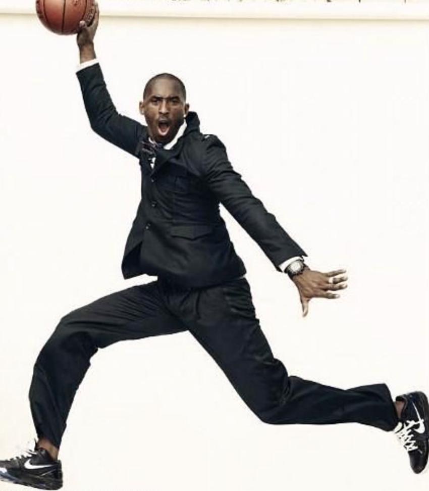 你一定是喜欢这双小白鞋的low逼