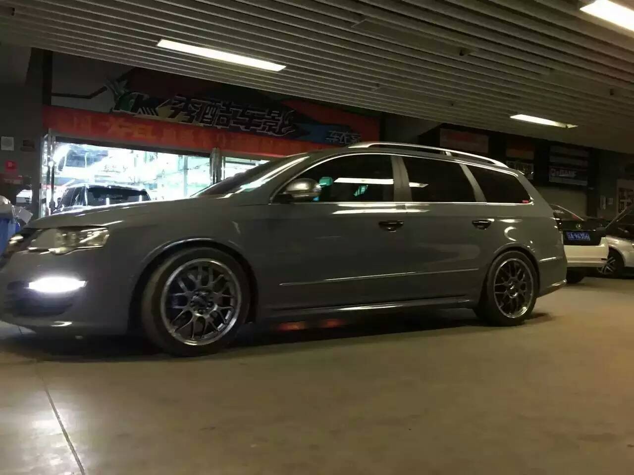 大众r36全车喷漆,大众r36涂装彩绘