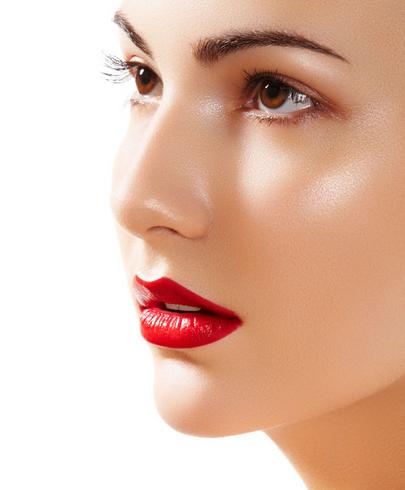 眼袋太重怎么办找对方法很重要,常年熬夜又喝水多有眼袋怎么办