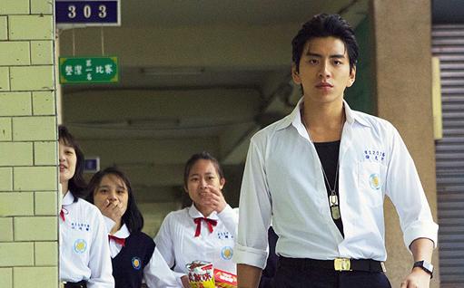 现代瑞纳能推着吗,瑞纳为什么那么便宜