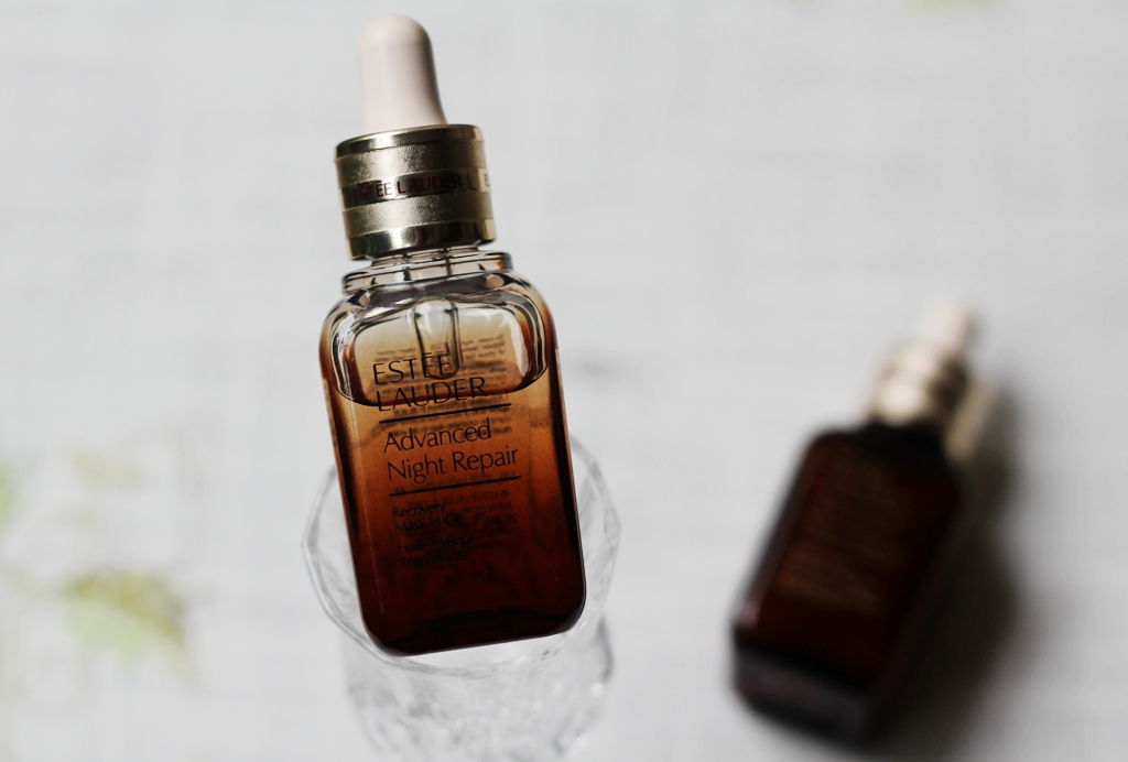 频繁“打飞的”,必备技能为面子形象工程背书