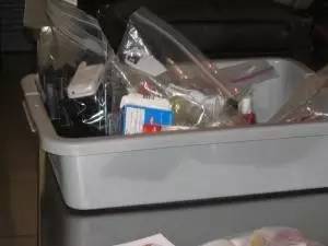 过美国安检查手机吗,美国安检的流程