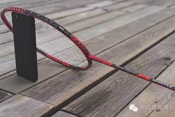 弓剑之后，谁将坐上平衡拍的铁王座？——YONEXDUORA7双刃战拍评测