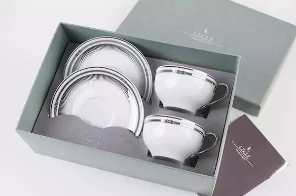 十二星座的狮子座最爱的是什么,狮子座是十二星座最可爱的吗