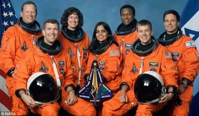 在天际化作流星的爱人