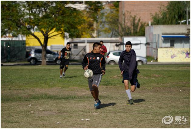 企鹅也爱吃牛肉？三菱帕杰罗阿根廷历险记
