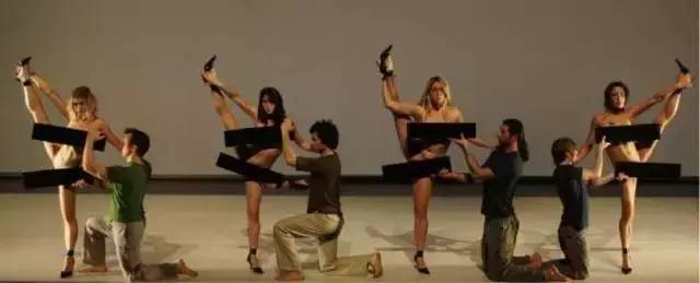 这个很摩登的跨界玩意，你看了还送你100块钱！