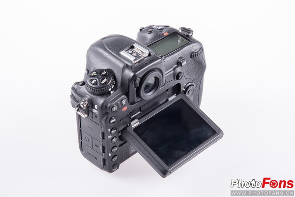 尼康d500深度评测,尼康d500和尼康d500哪个好