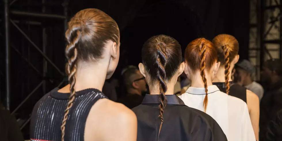 紧急救援中心年会,应急救援年会主持开场