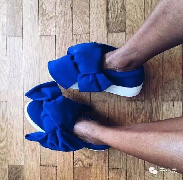 鍝佷綅杞﹁创,鍝佷綅閴村畾