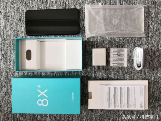 荣耀8x开箱魅海蓝,荣耀8x值得入手的手机