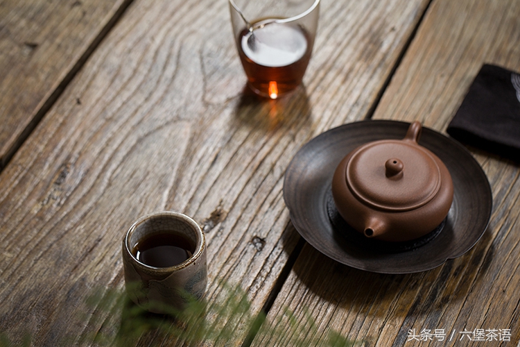 一篇文章让你读懂六堡茶,聊聊六堡茶的几种香型