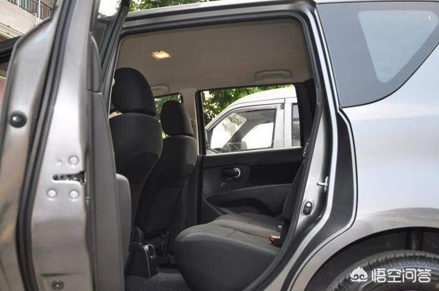 日产骊威多功能车,日产骊威七座车落地价