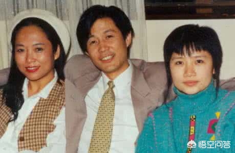 李娜事业最高峰选择出家,歌手李娜出家是因为什么原因